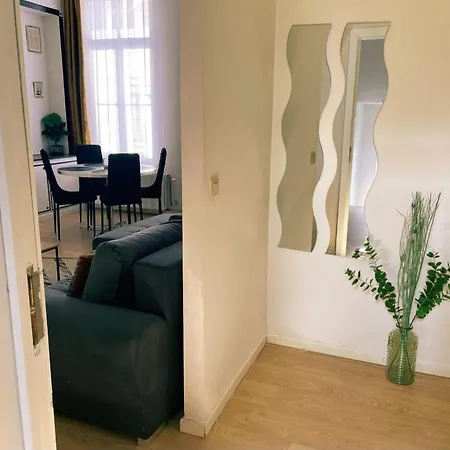 Au Coeur Du Theatre Apartament