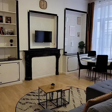 Au Coeur Du Theatre Apartment *